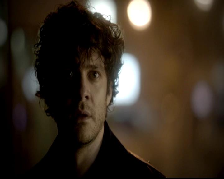 VampireDiariesWorld-dot-org_4x17BecauseTheNight0043.jpg