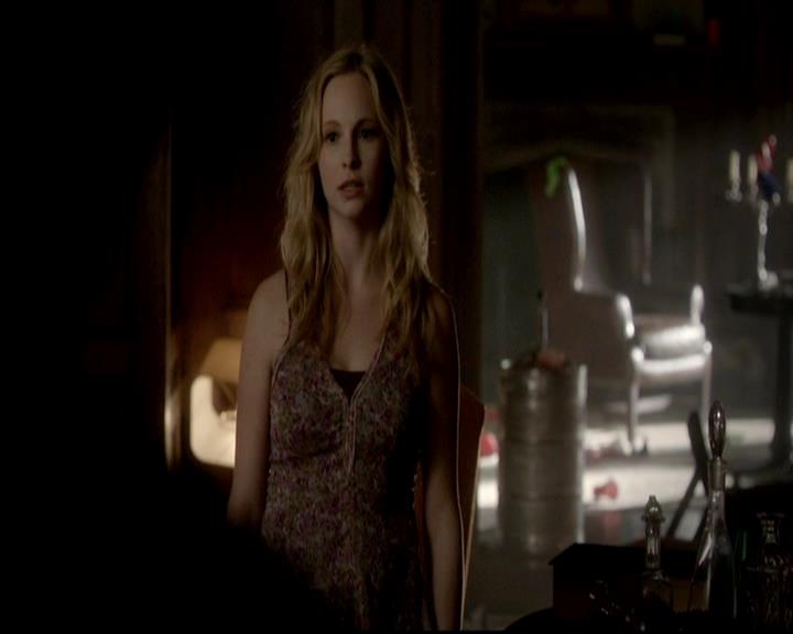 VampireDiariesWorld-dot-org_4x17BecauseTheNight0245.jpg