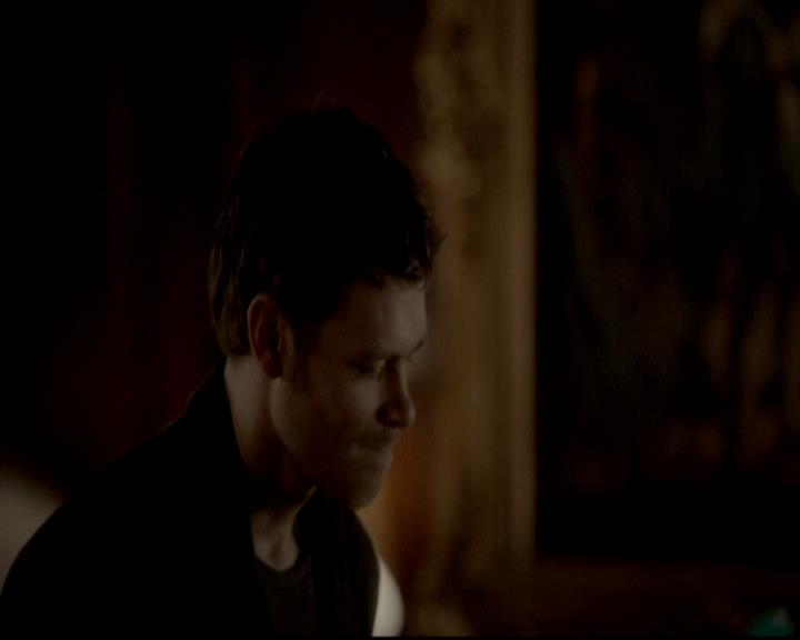 VampireDiariesWorld-dot-org_4x17BecauseTheNight0247.jpg