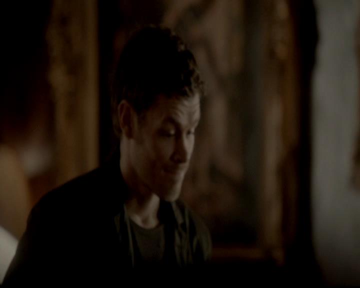 VampireDiariesWorld-dot-org_4x17BecauseTheNight0248.jpg