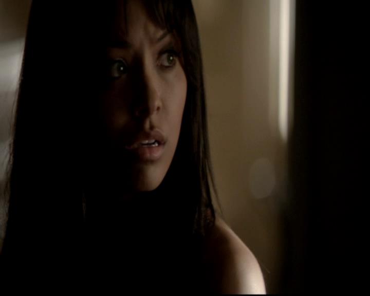 VampireDiariesWorld-dot-org_4x17BecauseTheNight0350.jpg