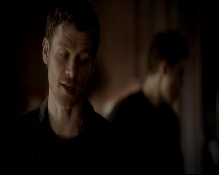 VampireDiariesWorld-dot-org_4x17BecauseTheNight0361.jpg