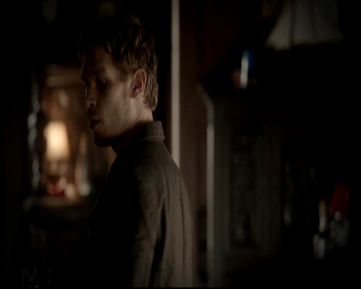 VampireDiariesWorld-dot-org_4x17BecauseTheNight0363.jpg