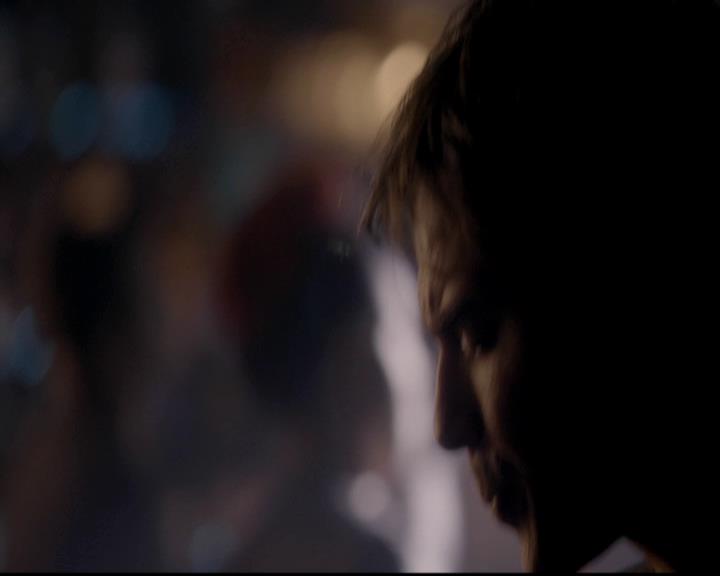 VampireDiariesWorld-dot-org_4x17BecauseTheNight0858.jpg