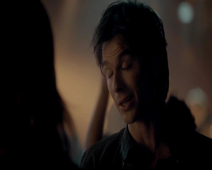 VampireDiariesWorld-dot-org_4x17BecauseTheNight0863.jpg