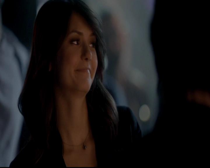 VampireDiariesWorld-dot-org_4x17BecauseTheNight0866.jpg