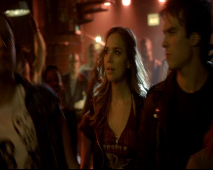 VampireDiariesWorld-dot-org_4x17BecauseTheNight0883.jpg