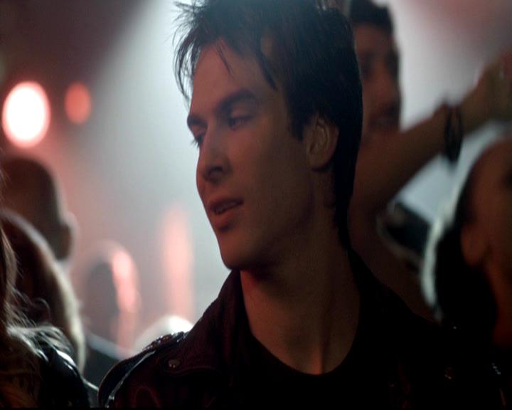 VampireDiariesWorld-dot-org_4x17BecauseTheNight0889.jpg