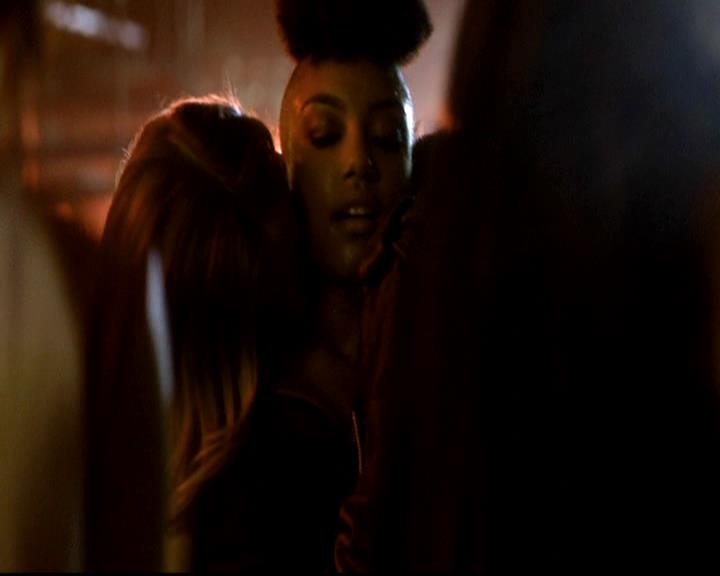 VampireDiariesWorld-dot-org_4x17BecauseTheNight0933.jpg