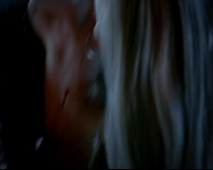 VampireDiariesWorld-dot-org_4x17BecauseTheNight0958.jpg