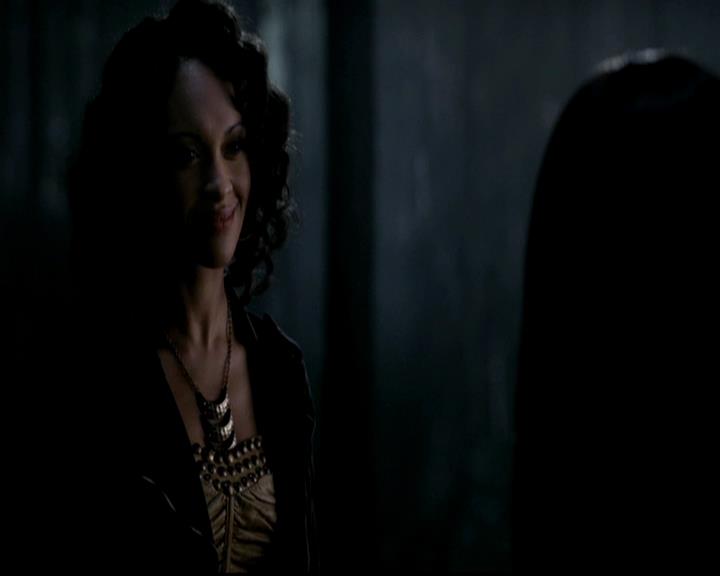 VampireDiariesWorld-dot-org_4x17BecauseTheNight1015.jpg