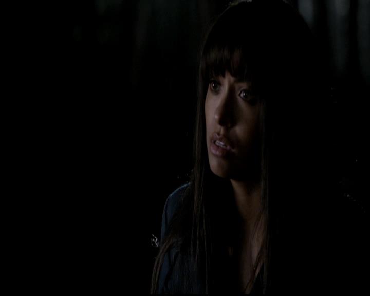 VampireDiariesWorld-dot-org_4x17BecauseTheNight1032.jpg