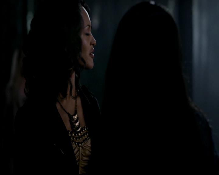 VampireDiariesWorld-dot-org_4x17BecauseTheNight1050.jpg