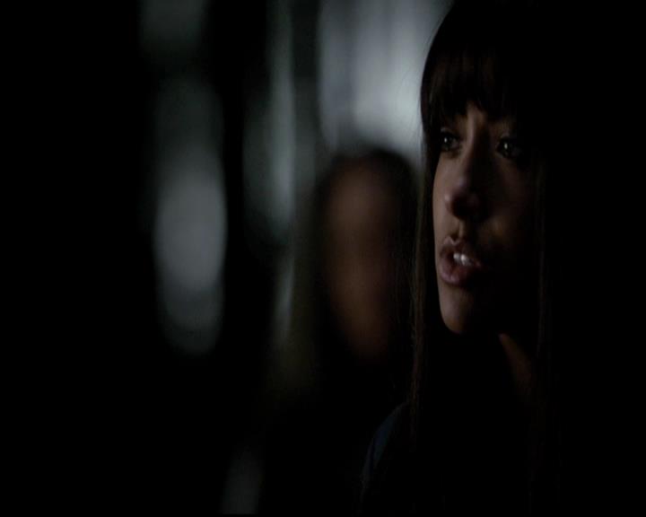 VampireDiariesWorld-dot-org_4x17BecauseTheNight1059.jpg