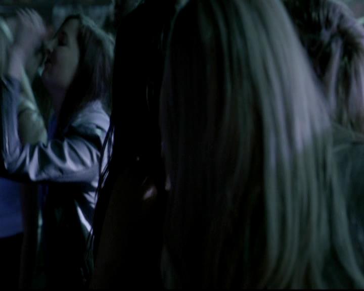 VampireDiariesWorld-dot-org_4x17BecauseTheNight1071.jpg