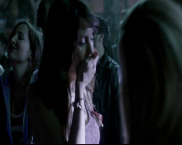 VampireDiariesWorld-dot-org_4x17BecauseTheNight1072.jpg