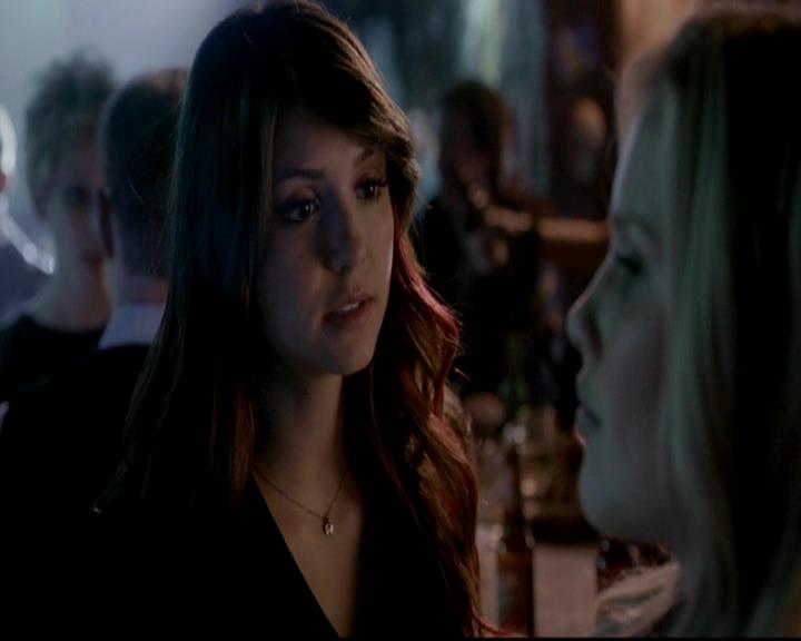 VampireDiariesWorld-dot-org_4x17BecauseTheNight1119.jpg