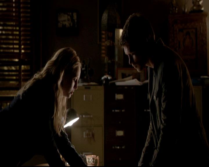 VampireDiariesWorld-dot-org_4x17BecauseTheNight1149.jpg