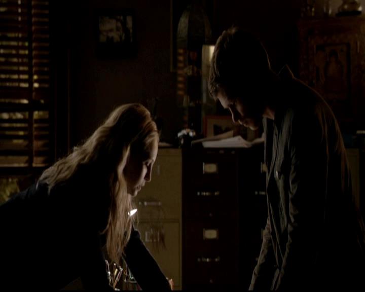 VampireDiariesWorld-dot-org_4x17BecauseTheNight1152.jpg