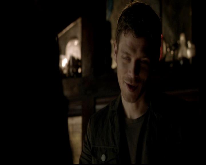 VampireDiariesWorld-dot-org_4x17BecauseTheNight1157.jpg