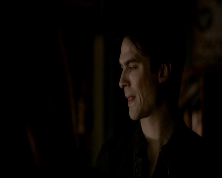 VampireDiariesWorld-dot-org_4x17BecauseTheNight1314.jpg