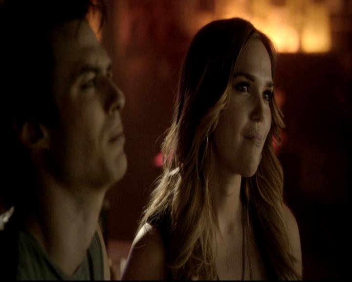 VampireDiariesWorld-dot-org_4x17BecauseTheNight1374.jpg