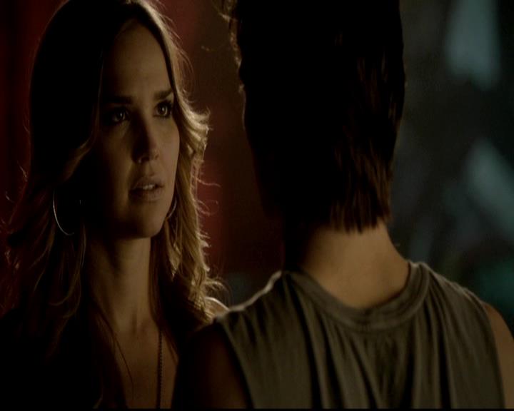 VampireDiariesWorld-dot-org_4x17BecauseTheNight1420.jpg