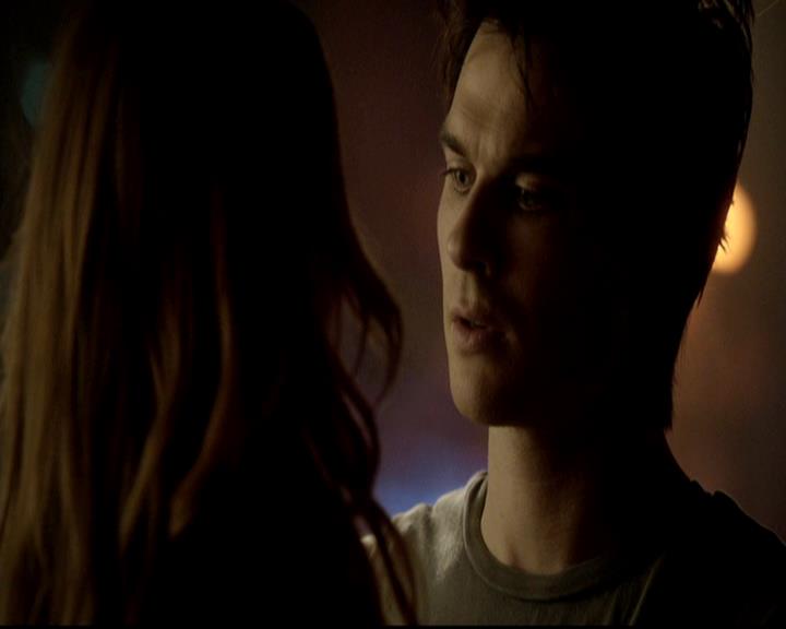 VampireDiariesWorld-dot-org_4x17BecauseTheNight1421.jpg