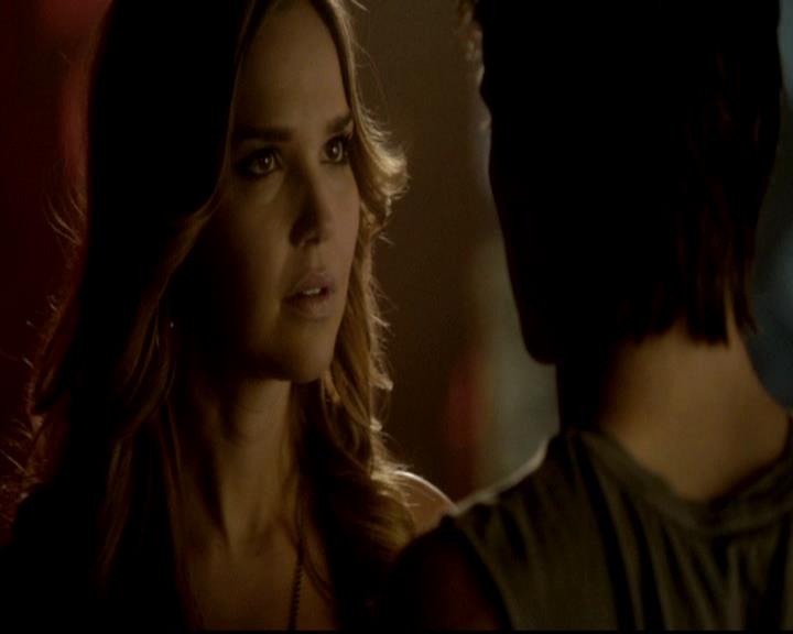 VampireDiariesWorld-dot-org_4x17BecauseTheNight1427.jpg