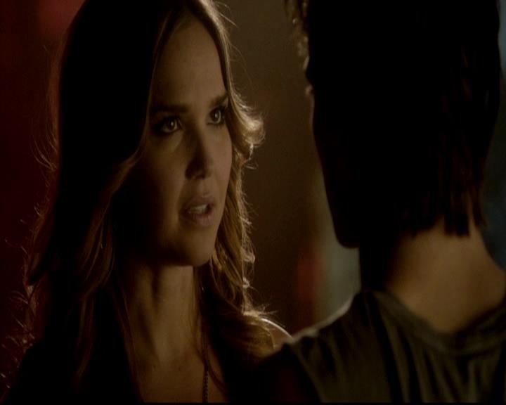 VampireDiariesWorld-dot-org_4x17BecauseTheNight1428.jpg