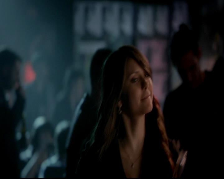 VampireDiariesWorld-dot-org_4x17BecauseTheNight1469.jpg