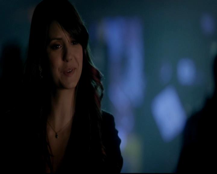 VampireDiariesWorld-dot-org_4x17BecauseTheNight1475.jpg