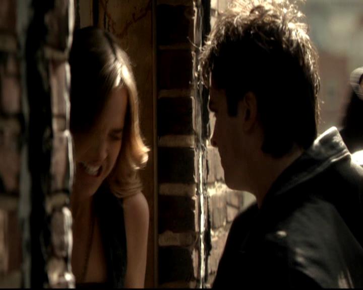 VampireDiariesWorld-dot-org_4x17BecauseTheNight1807.jpg