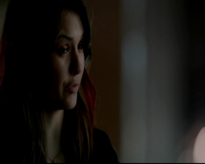 VampireDiariesWorld-dot-org_4x17BecauseTheNight1838.jpg