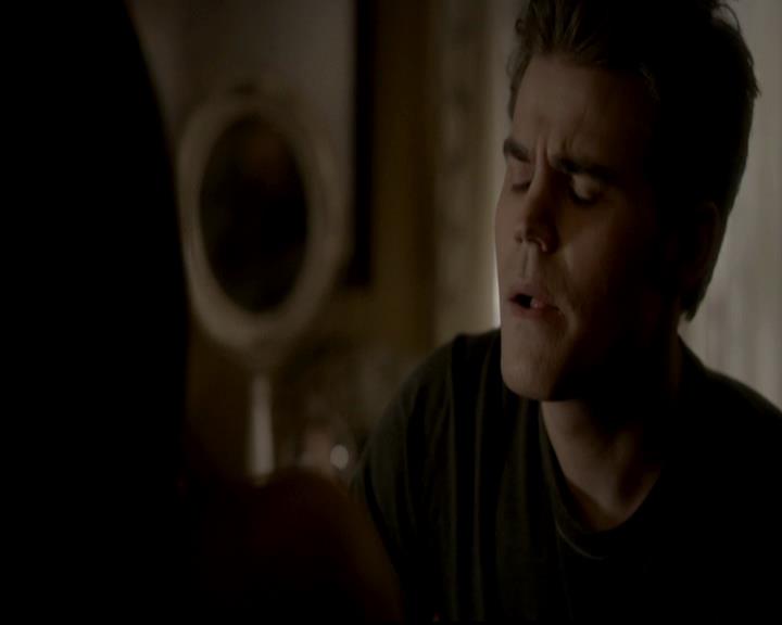 VampireDiariesWorld-dot-org_4x17BecauseTheNight1928.jpg