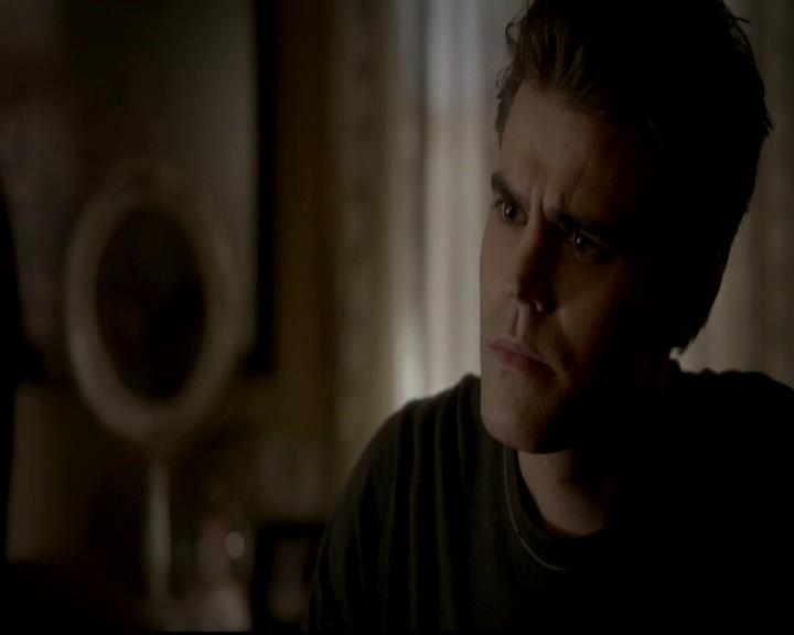 VampireDiariesWorld-dot-org_4x17BecauseTheNight1952.jpg