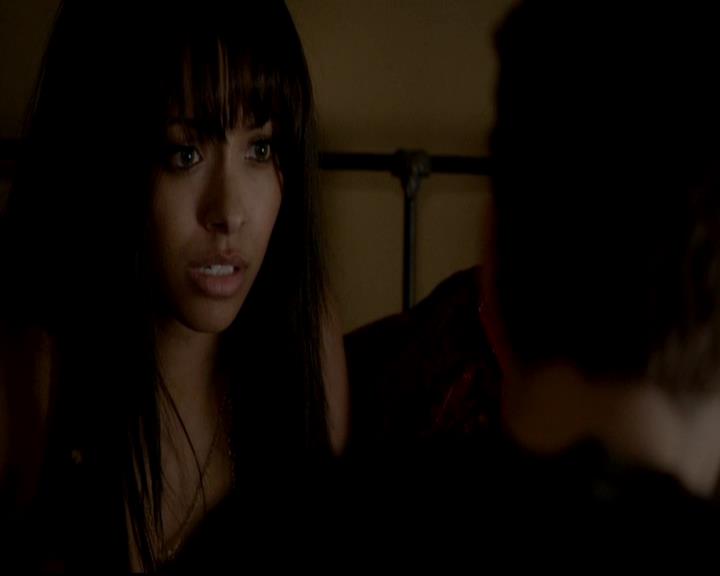 VampireDiariesWorld-dot-org_4x17BecauseTheNight1961.jpg