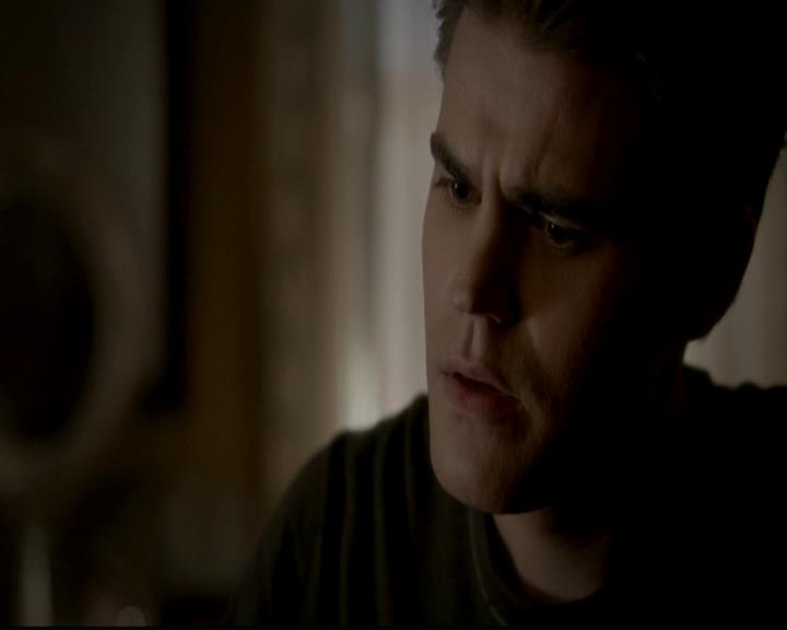 VampireDiariesWorld-dot-org_4x17BecauseTheNight1962.jpg