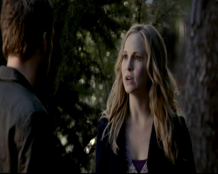 VampireDiariesWorld-dot-org_4x17BecauseTheNight1991.jpg