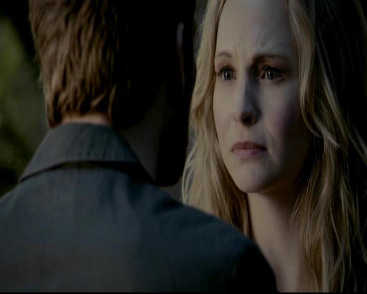 VampireDiariesWorld-dot-org_4x17BecauseTheNight2028.jpg