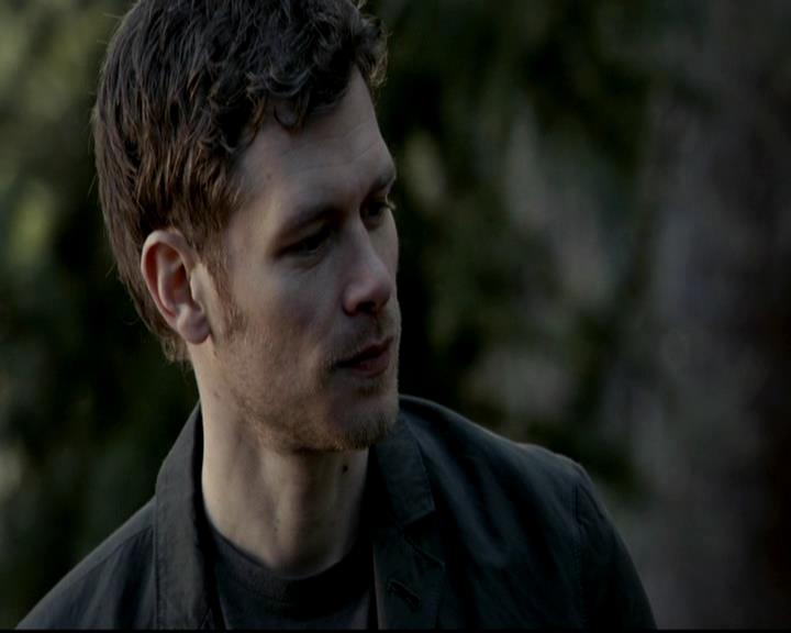 VampireDiariesWorld-dot-org_4x17BecauseTheNight2044.jpg