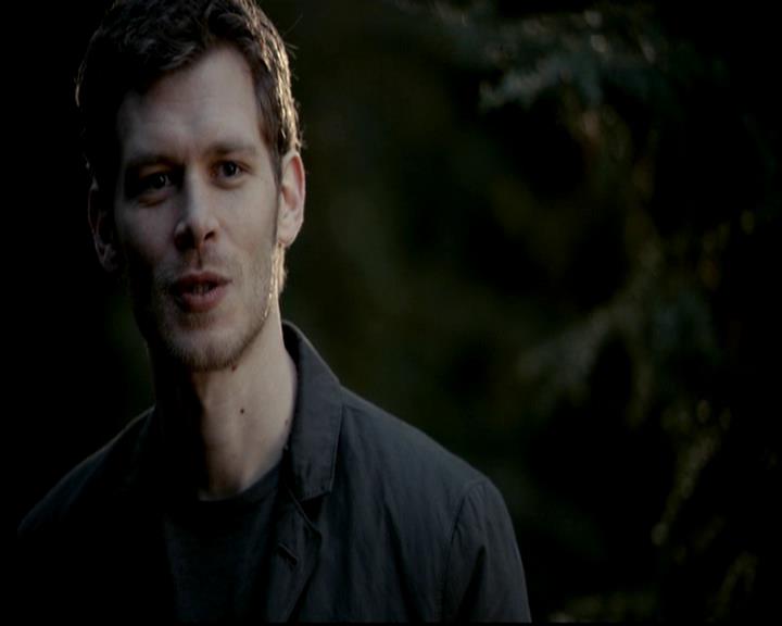 VampireDiariesWorld-dot-org_4x17BecauseTheNight2053.jpg