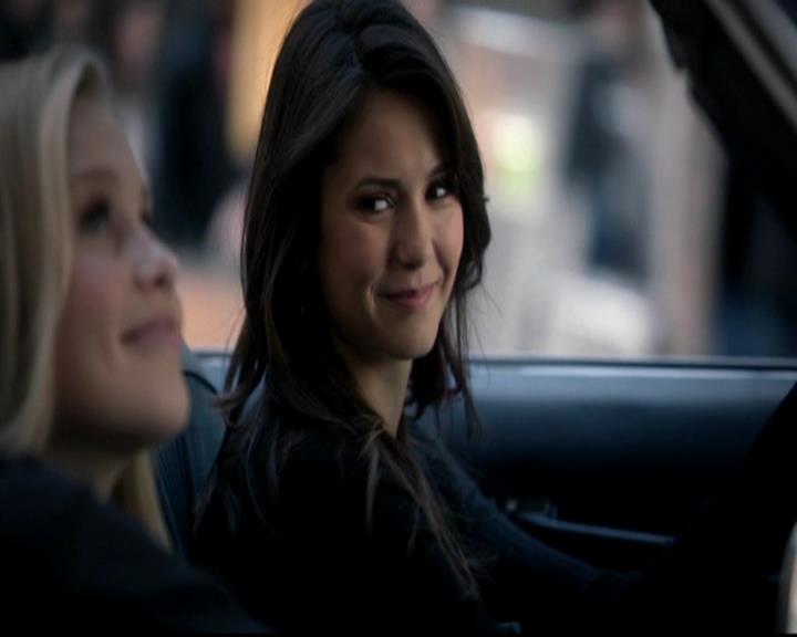 VampireDiariesWorld-dot-org_4x17BecauseTheNight2088.jpg