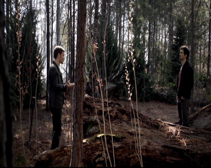 VampireDiariesWorld-dot-org_4x17BecauseTheNight2127.jpg