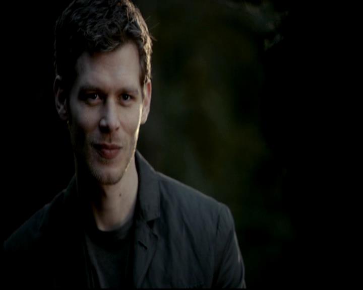 VampireDiariesWorld-dot-org_4x17BecauseTheNight2132.jpg