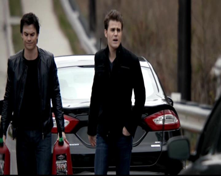 VampireDiariesWorld-dot-org_4x18AmericanGothic0125.jpg