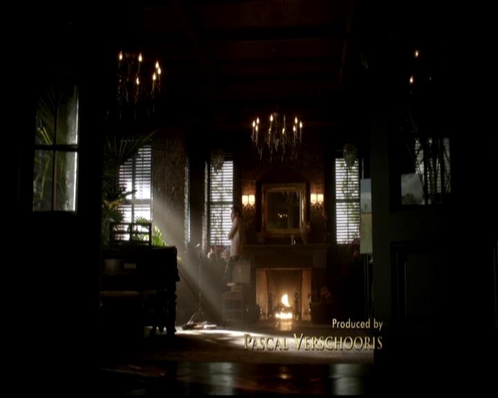 VampireDiariesWorld-dot-org_4x18AmericanGothic0209.jpg