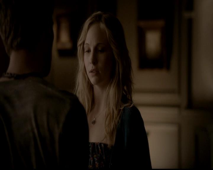 VampireDiariesWorld-dot-org_4x18AmericanGothic2056.jpg