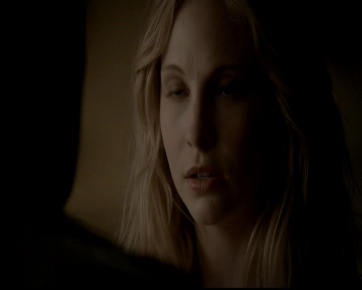 VampireDiariesWorld-dot-org_4x18AmericanGothic2060.jpg