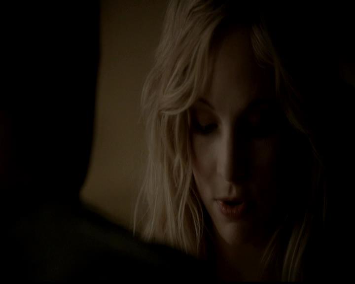 VampireDiariesWorld-dot-org_4x18AmericanGothic2061.jpg